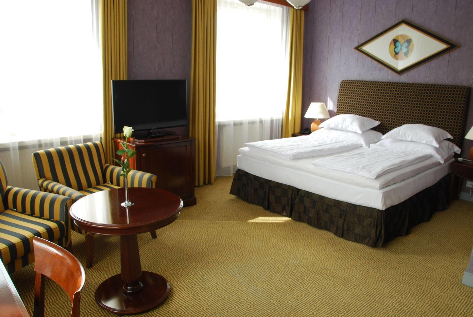 Grand Hotel Viljandi Вильянди Экстерьер фото